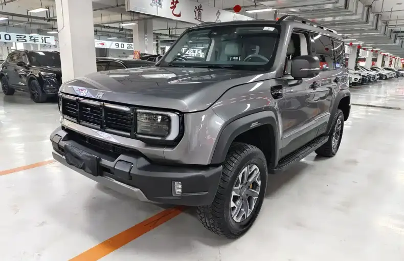 Beijing Off-Road BJ40 2025 из Китая