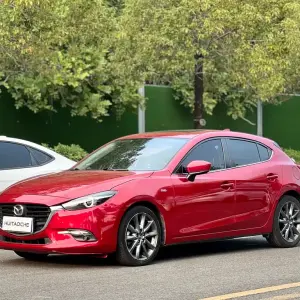 Mazda 3 Axela 2018 из Китая