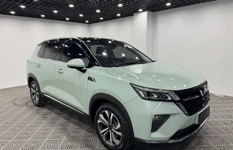 Wuling Xingchen 2022 из Китая