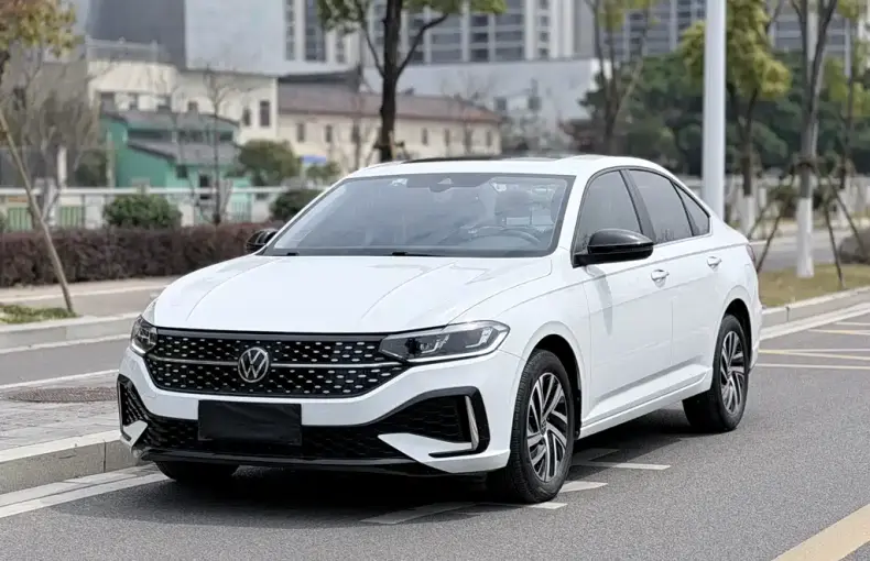 Volkswagen Lavida 2023 из Китая