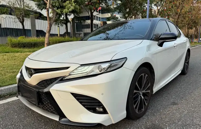 Toyota Camry 2019 из Китая