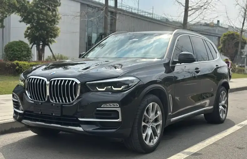 BMW X5 (Import) 2021 из Китая