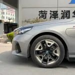 BMW i5 2025 из Китая