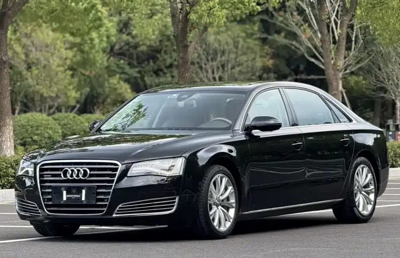 Audi A8 2013 из Китая
