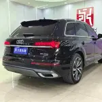 Audi Q7 2022 из Китая