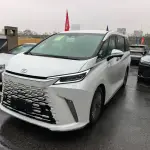 Lexus LM из Китая