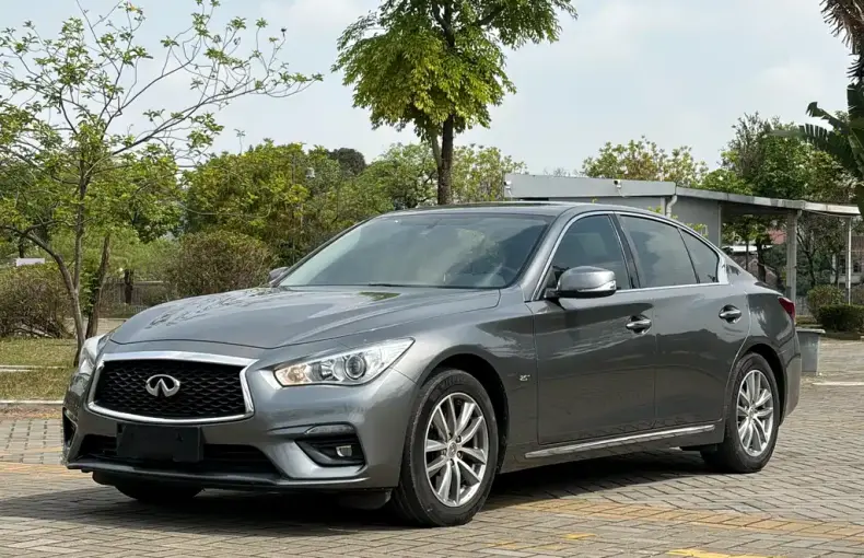 Infiniti Q50L 2020 из Китая