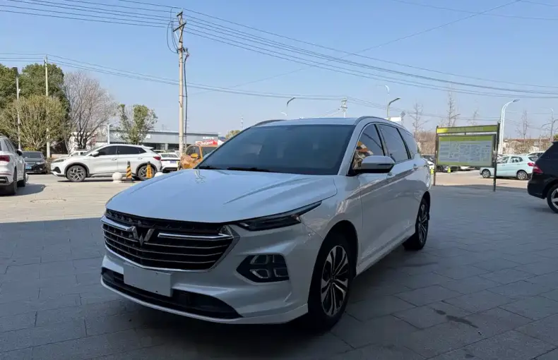 Wuling Victory 2020 из Китая