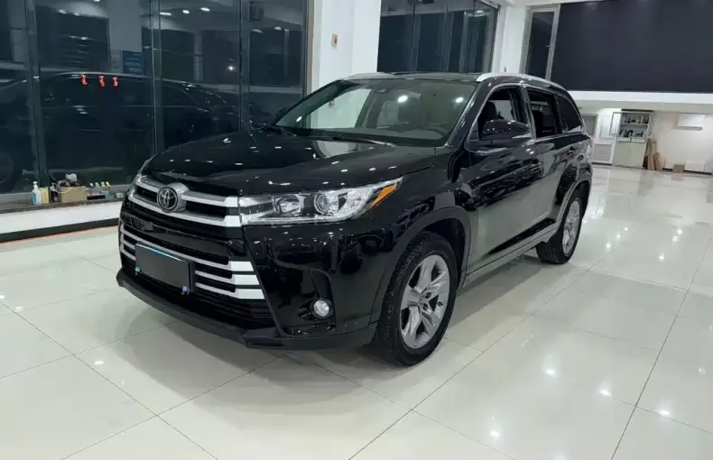 Toyota Highlander 2021 из Китая