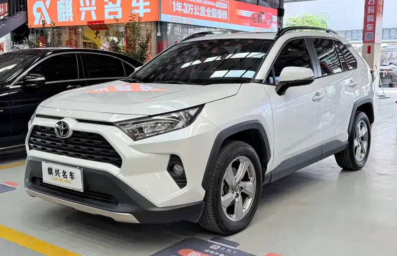 Toyota RAV4 2021 из Китая