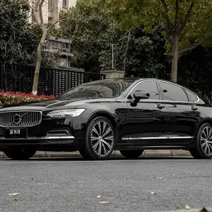 Volvo S90 2023 из Китая