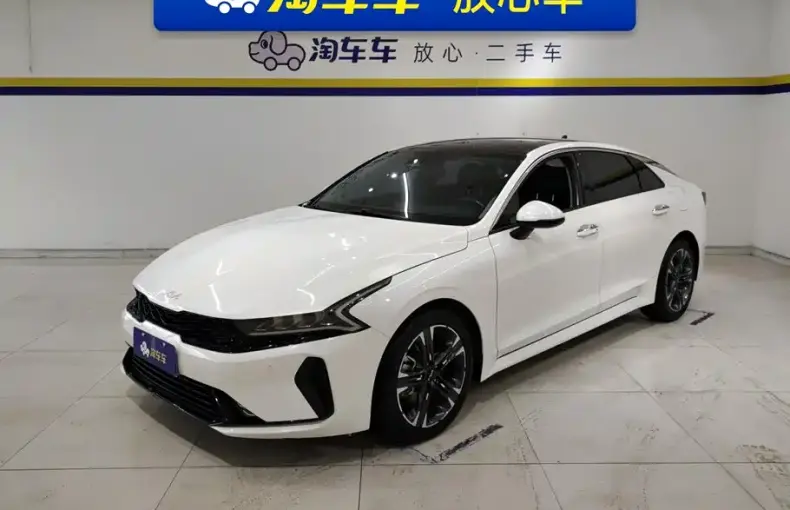 Kia K5 2023 из Китая