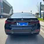 BMW 7 Series 2022 из Китая