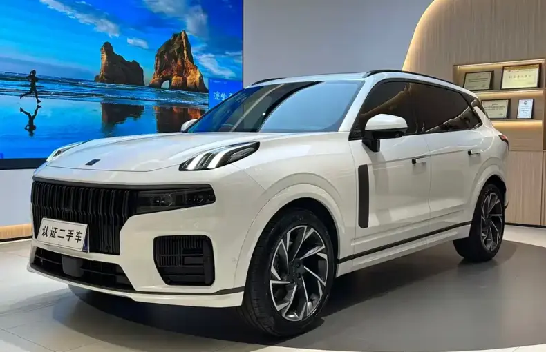 Lynk & Co 09 2022 из Китая