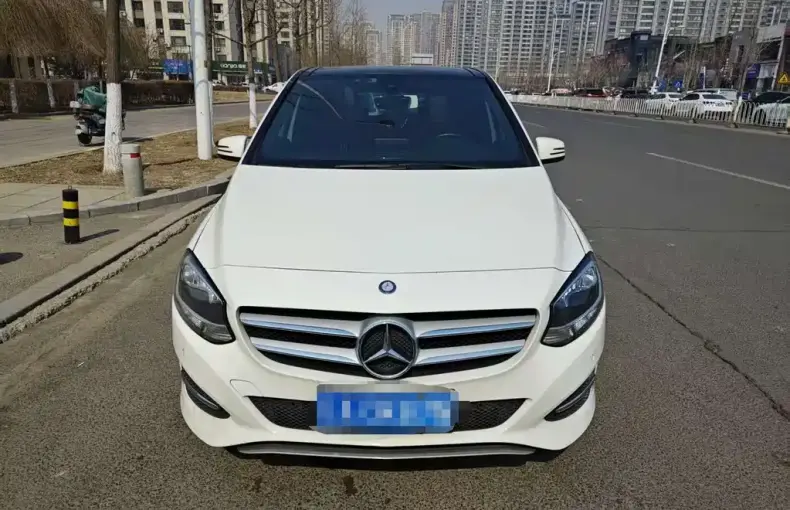 Mercedes-Benz B-Class 2016 из Китая
