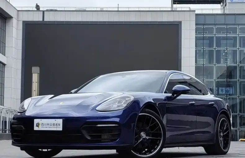 Porsche Panamera 2022 из Китая