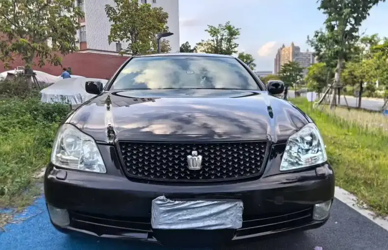 Toyota Crown 2007 из Китая