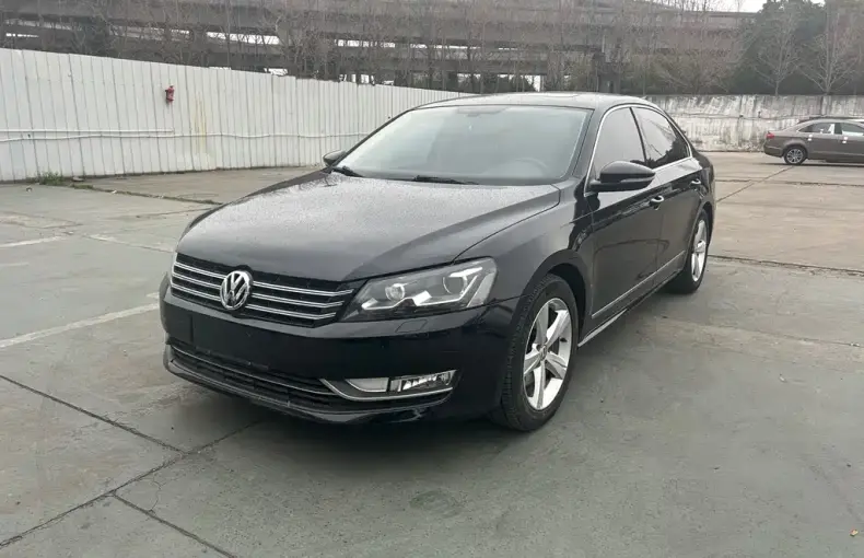Volkswagen Passat 2013 из Китая