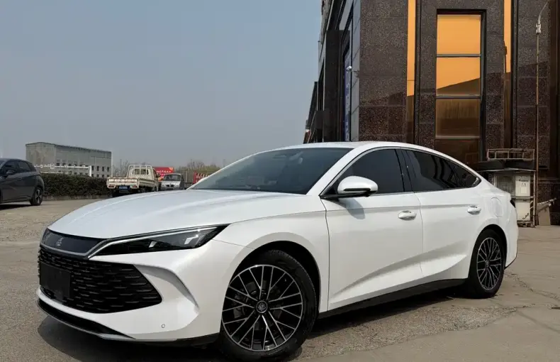 BYD Qin L 2024 из Китая