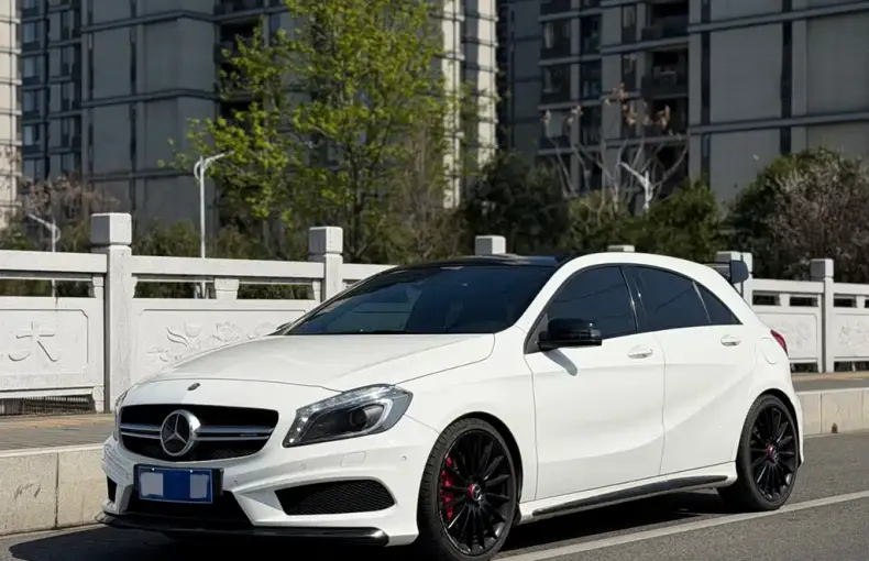 Mercedes-Benz A-Class AMG (Import) 2015 из Китая