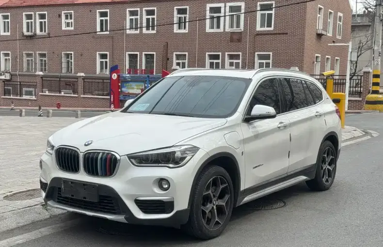 BMW X1 New Energy 2017 из Китая