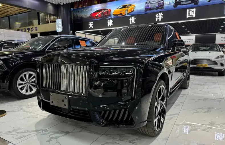 Rolls-Royce Cullinan 2025 из Китая