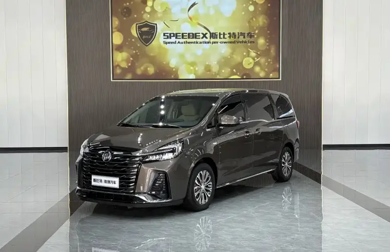 Buick GL8 2023 из Китая