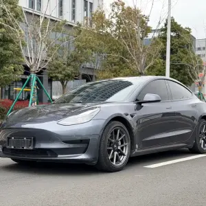 Tesla Model 3 2021 из Китая