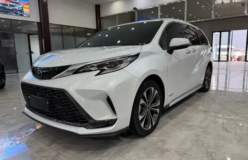 Toyota Granvia 2024 из Китая