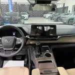 Toyota Granvia 2024 из Китая