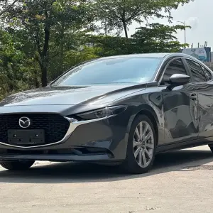 Mazda 3 Axela 2020 из Китая