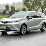 Toyota Sienna 2022 из Китая