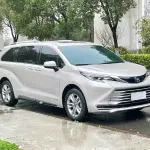 Toyota Sienna 2022 из Китая