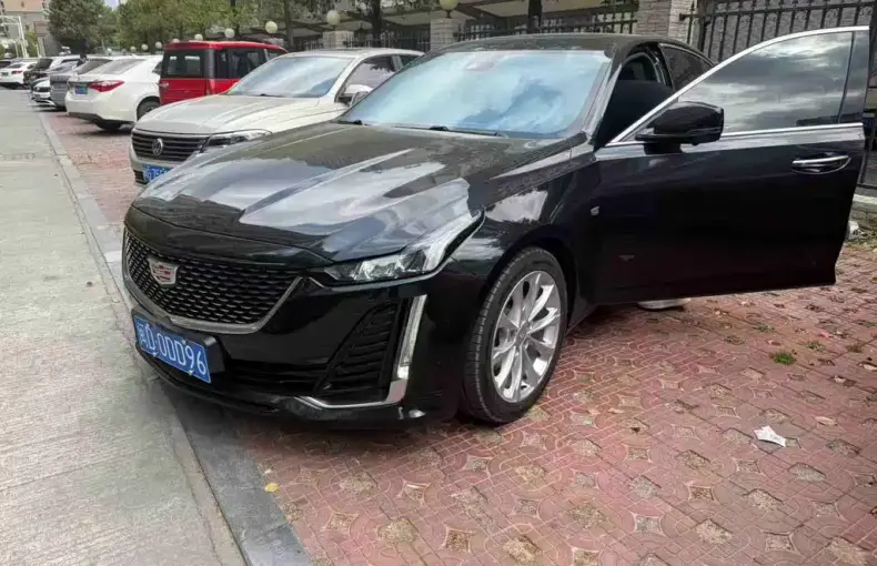 Cadillac CT5 2021 из Китая