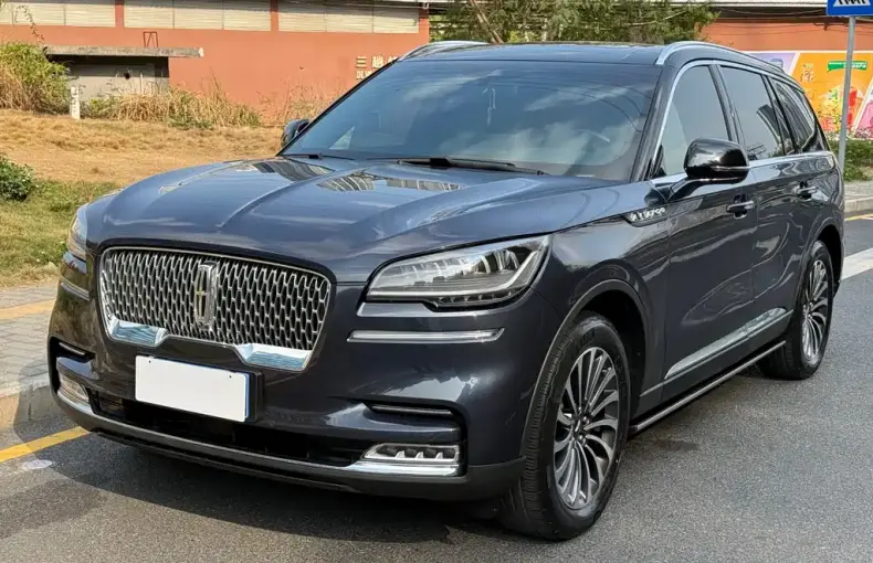 Lincoln Aviator 2023 из Китая