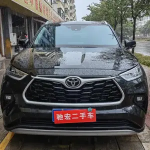 Toyota Highlander 2024 из Китая