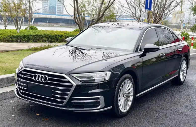 Audi A8 2021 из Китая