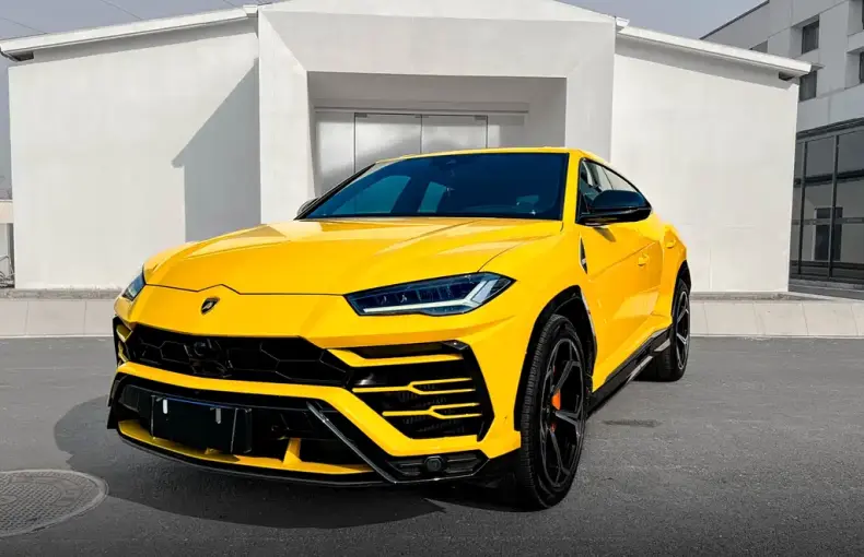 Lamborghini Urus 2020 из Китая