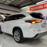 Toyota Highlander 2023 из Китая