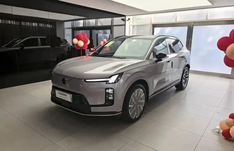 Volvo 沃尔沃XC70插电式混动 2026 из Китая