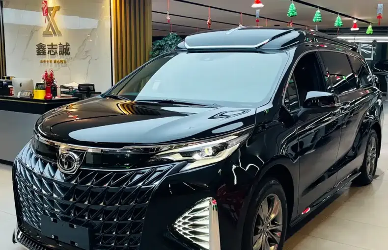 Toyota Sienna из Китая