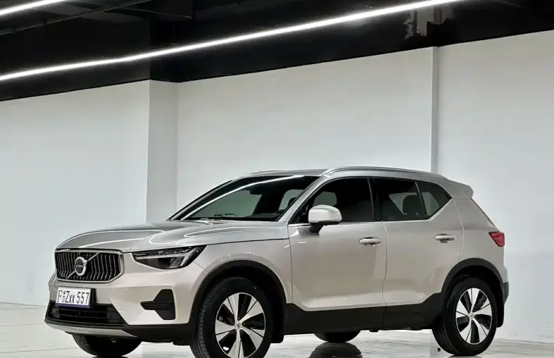Volvo XC40 2024 из Китая