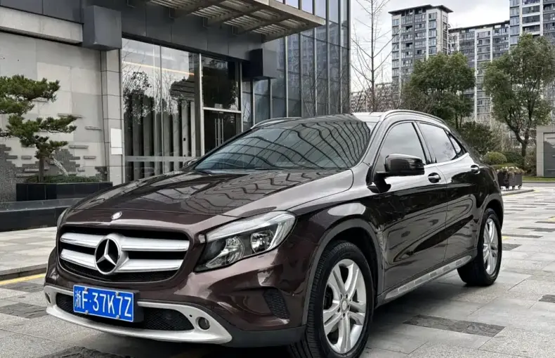 Mercedes-Benz GLA 2015 из Китая