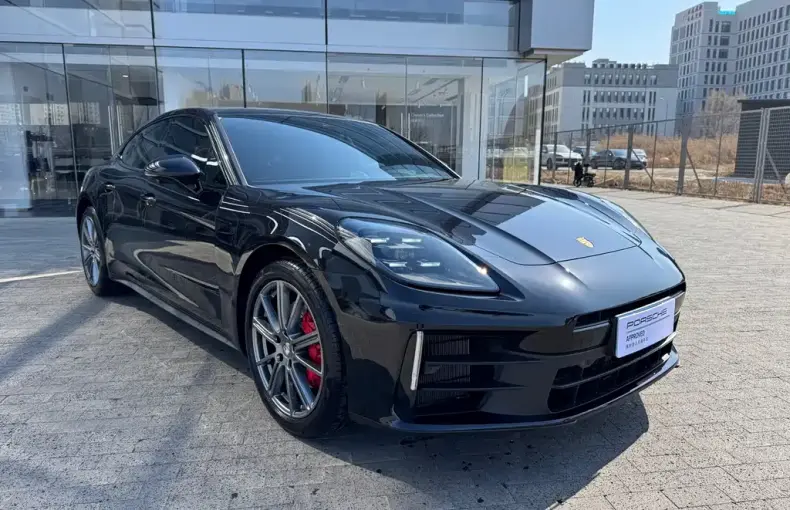 Porsche Panamera 2025 из Китая