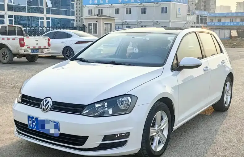 Volkswagen Golf 2015 из Китая