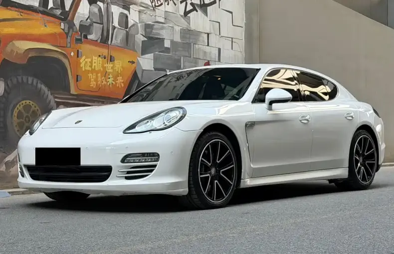 Porsche Panamera 2012 из Китая