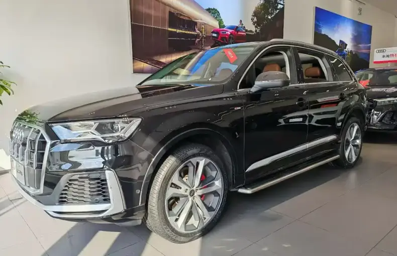 Audi Q7 2023 из Китая