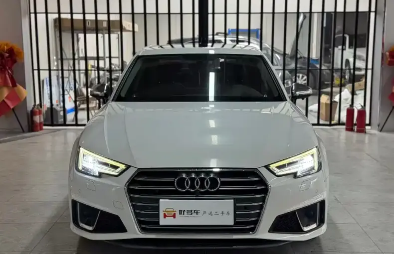 Audi A4L 2019 из Китая