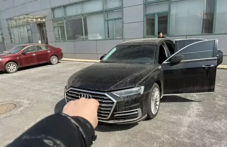 Audi A8 2022 из Китая