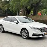 Hongqi Hongqi H5 2023 из Китая